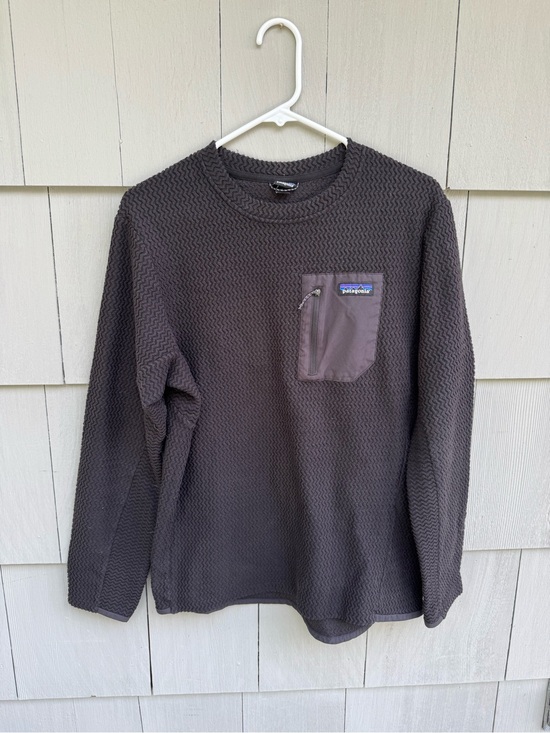 Patagonia Other - Patagonia R1 Long Sleeve Crewneck